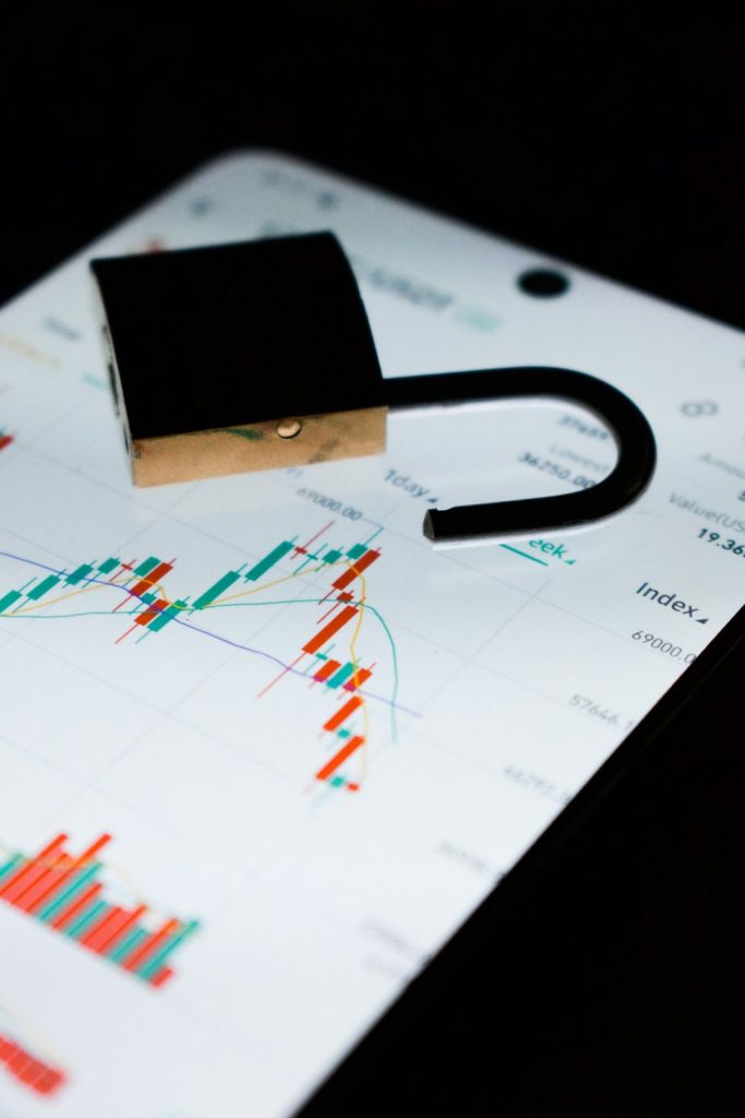 Best Electronic Signature Software for Small Businesses: 10 Tools Compared