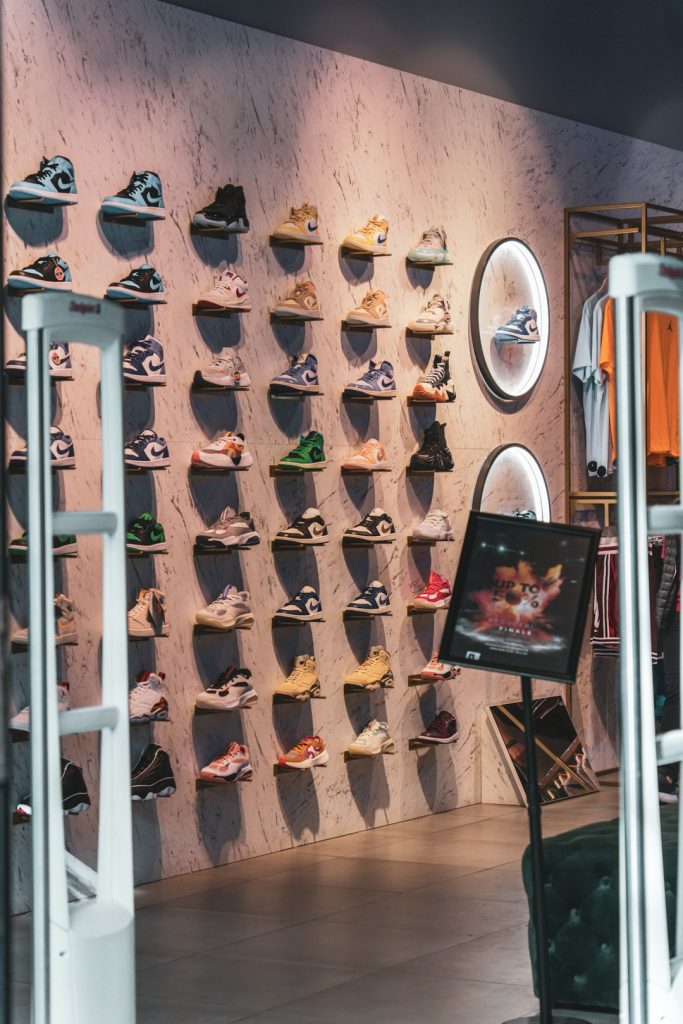 Why Visiting a Running Store is Essential for Beginners
