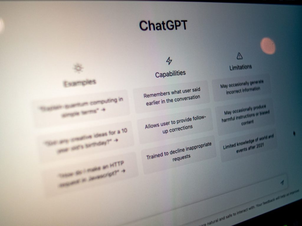 Top AI Chatbots for Finance, Budgeting, and Investment Insights (2026)