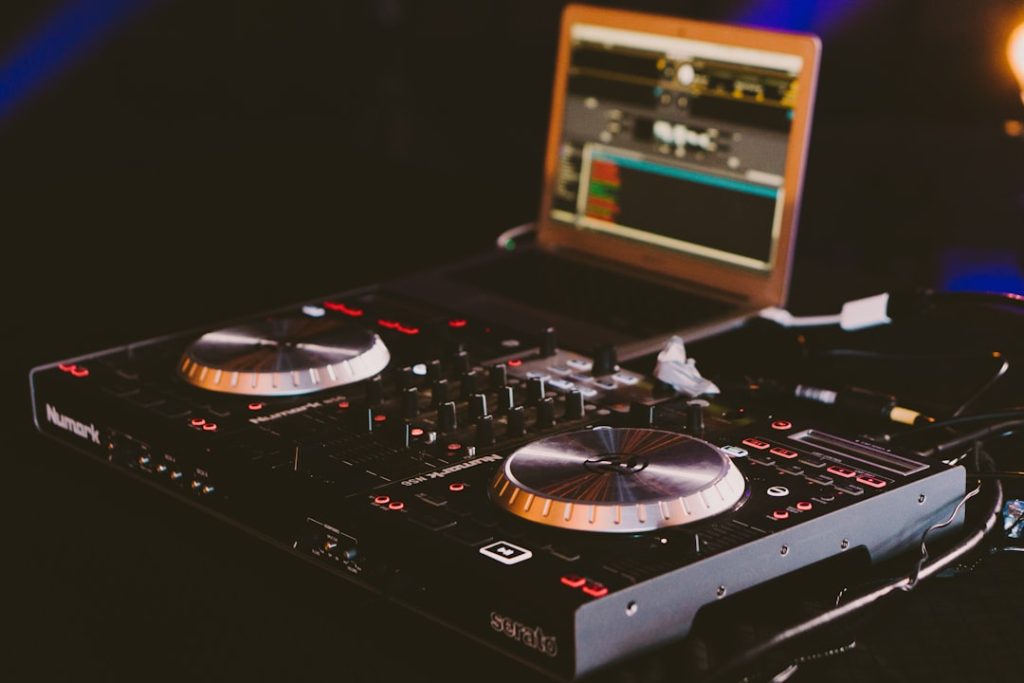 DJ Hero 2 Modding and GameHacking Resources