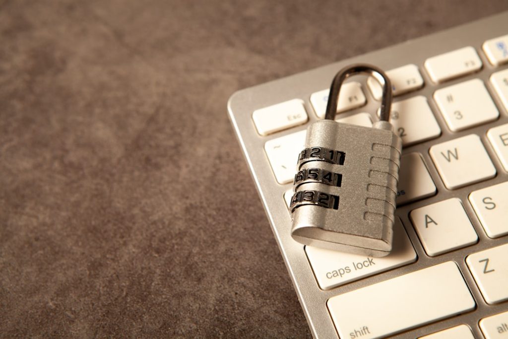 SaaS Security Checklist: SaaS Security Posture Management vs CASB and SSPM Alternatives