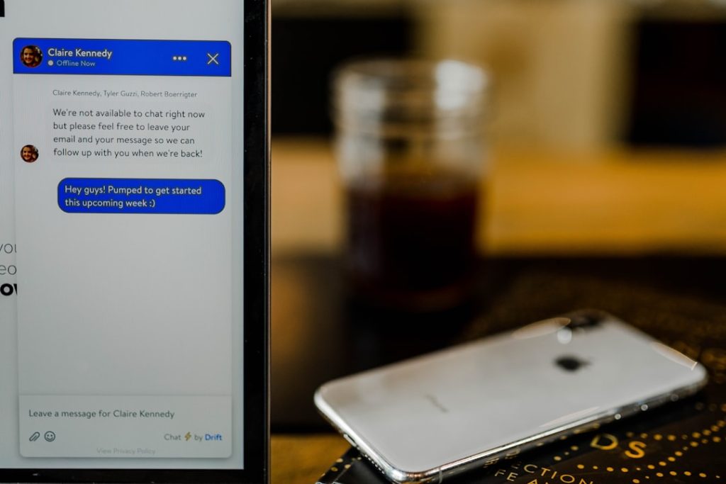 HR Chat Bot: How HR Chat Bots Can Automate Employee Support, Recruiting Questions, Onboarding, Benefits Information, and Routine HR Workflows