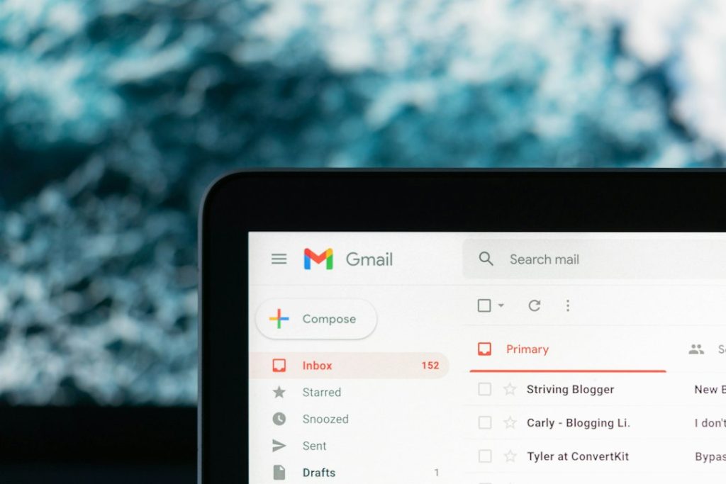 Best Email Font for Marketing: Arial vs Georgia for Balancing Readability and Brand Style